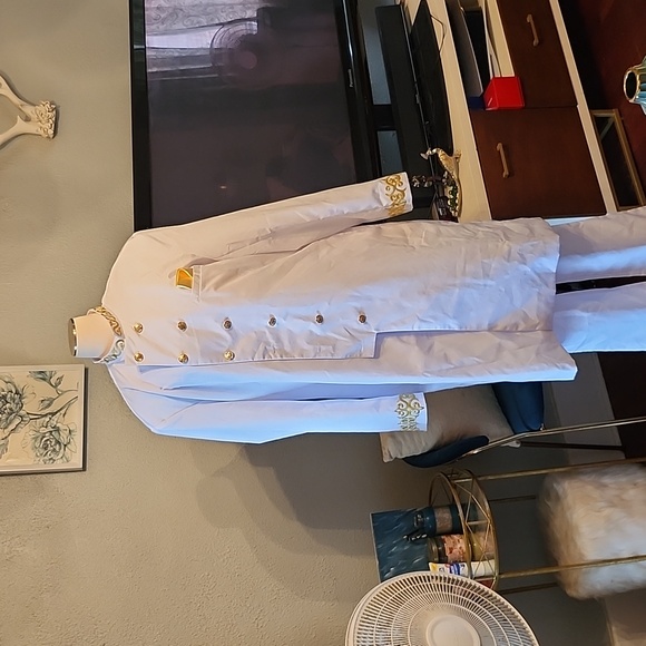 Private Customized XL Wht/Gold Suit NWT - Picture 1 of 13